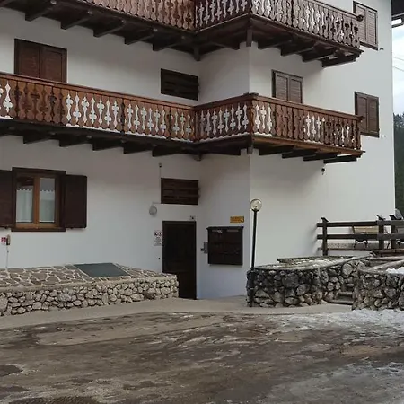 Διαμέρισμα Pier *